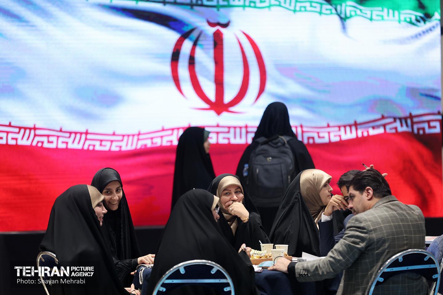 آیین اختتامیه بوت‌کمپ «هم‌آرا» با رویداد «حل مسائل خانواده تهران» 13