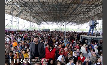 اجرای برنامه عموپورنگ در بوستان زندگی محله هرندی 18