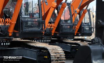 رونمایی از ماشین آلات سازمان مدیریت پسماند 46