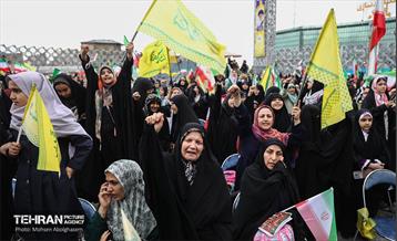 اجتماع «دختران آرمانی» - 1 1