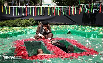 مراسم تشییع و تدفین شهدای گمنام در منطقه ۳ تهران  24