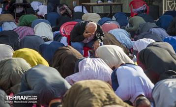 اقامه نماز عید سعید فطر در امامزاده صالح (ع) 8