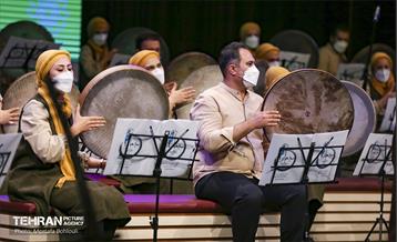 آیین اختتامیه هشتمین جشنواره بین المللی تکنوازان ساز دف 6