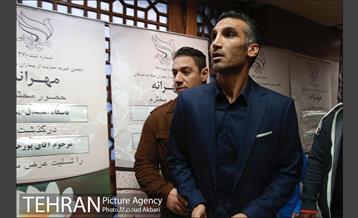 مراسم ختم منصور پورحیدری‎ 7