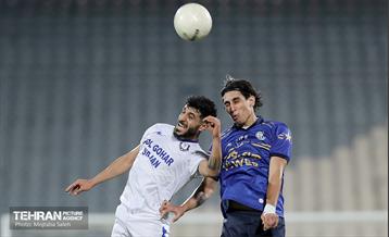 دیدار تیم‌های فوتبال استقلال و گل‌گهر 26