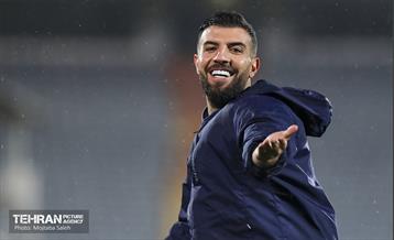 دیدار تیم های فوتبال پرسپولیس و گل گهر سیرجان 18