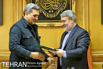 ابلاغ حکم پیروز حناچی، شهردار تهران توسط وزیر کشور 17