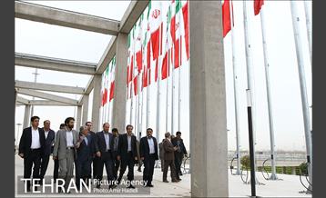 بازدید شهردار تهران از پروژه در حال ساخت شهر آفتاب 12