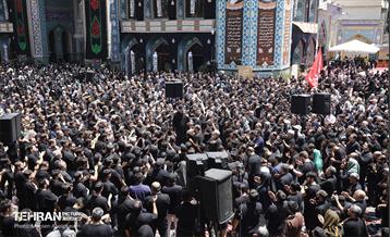 عزاداری ظهر عاشورا در امامزاده صالح (ع) 53