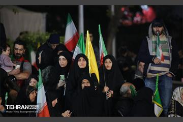 اجتماع مردمی در میدان ونک 21