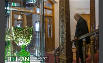 گشت و گذاری در موزه‌های ملی، آبگینه و نقاشی 18