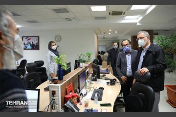 بازدید شهردار تهران از موسسه همشهری 19