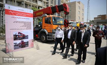 آیین افتتاح و بهره برداری از پروژه های سازمان اتشنشانی و رونمایی از تجهیزات و ماشین آلات سازمان مدیریت پسماند 35