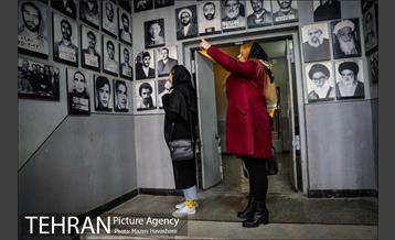 موزه قصر-زندان سیاسی 12