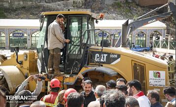 بازدید شهردار تهران از منطقه سیل زده امام زاده داوود(ع) 38