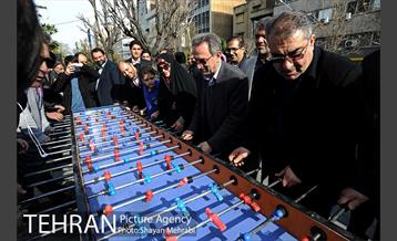 بازدید نماینده مجلس و استاندار تهران از نورزگاه بلوار کشاورز 25