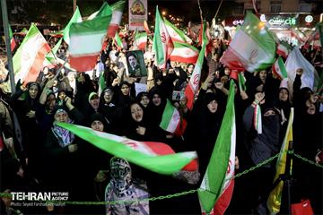 اجتماع مردمی دفاع از انقلاب اسلامی ایران در میدان الغدیر 8