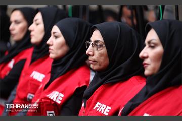 آیین بهره‌برداری از دو ایستگاه آتش‌نشانی ۱۳۵ و ۱۳۸ 10