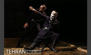 نمایش طپانچه خانوم‎ 19