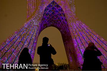 جشن نور نیمه شعبان در میدان آزادی 22
