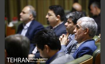 جلسه شورای شهر با حضور شهردار تهران 10