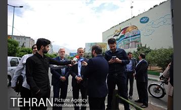 رونمایی از دیوار نگاره قدس در بزرگراه مدرس 9