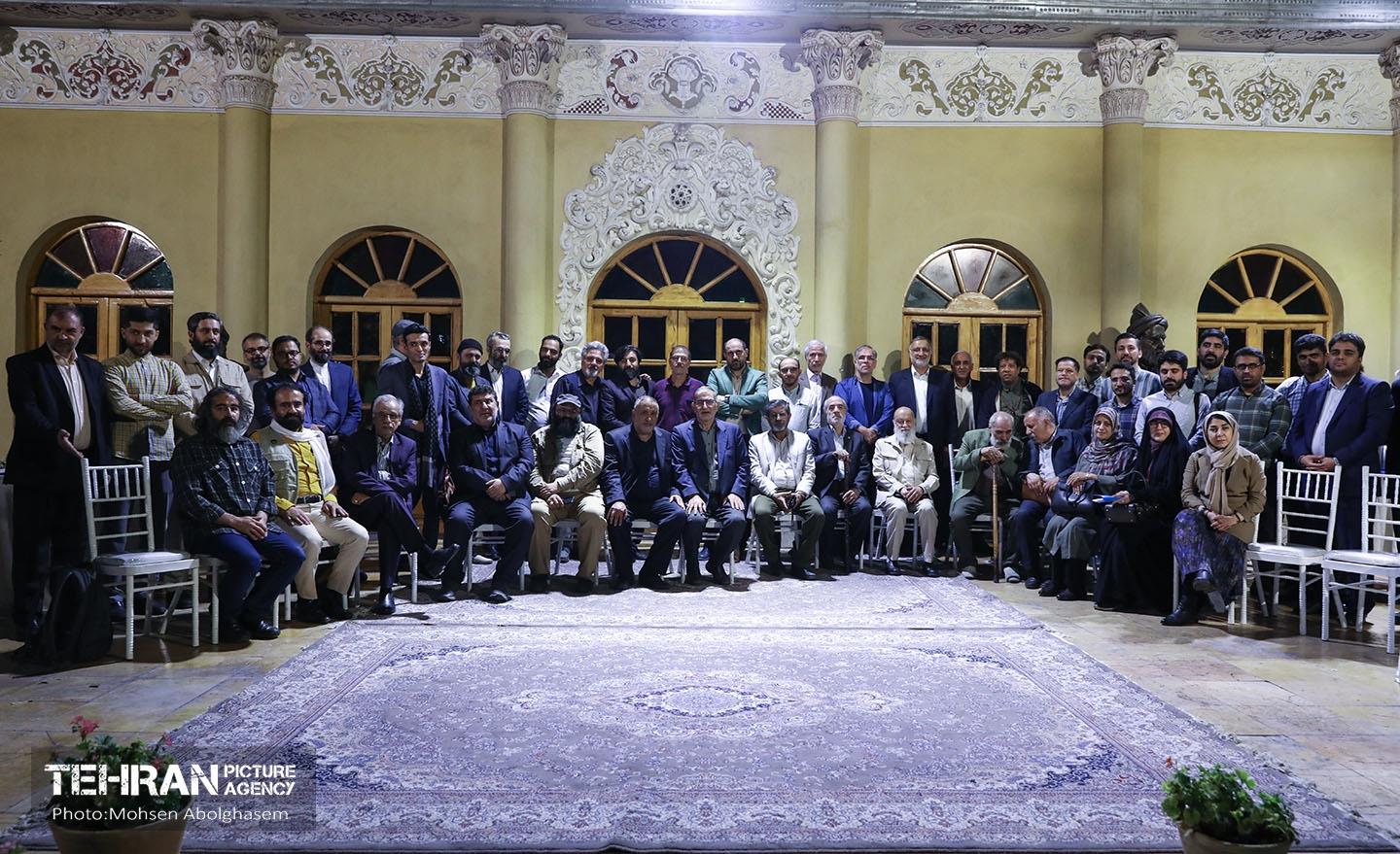 نشست شهردار تهران با اهالی شعر و ادب 5