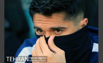 دیدار تیم‌های فوتبال استقلال - پدیده مشهد 4