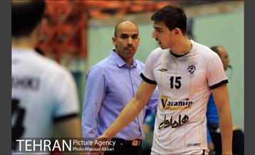 دیدار تیم‌های والیبال شهرداری ورامین و سایپا 6