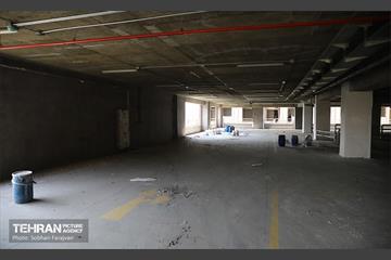 اینجا کارگاهه؛ پارکینگ مینابی 22