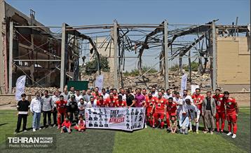 دیدار پیشکسوتان استقلال و پرسپولیس و اصحاب رسانه 25