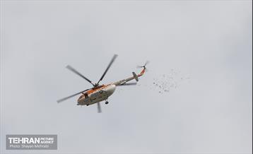 پرش چتربازان از برج میلاد تهران 3