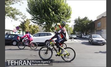 تور دوچرخه سواری خانوادگی منطقه 11 16