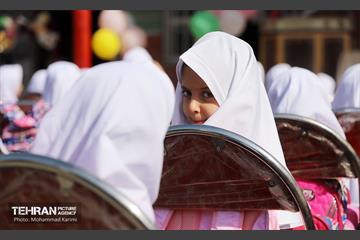 جشن شکوفه‌ها در منطقه ۱۶ 42
