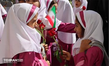 جشن شکوفه‌ها در منطقه ۱1 28