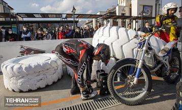 رانـد نهایی مسابقات قهرمانی موتور تریال  18