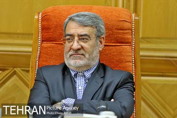 ابلاغ حکم پیروز حناچی، شهردار تهران توسط وزیر کشور 9