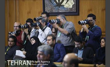 ارائه لایحه برنامه سوم توسعه شهر تهران توسط شهردار به شورای شهر  6