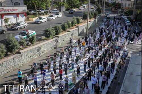 اقامه نماز عید سعید فطر در مسجد بقیه الله اعظم - محله چهاردیواری 16