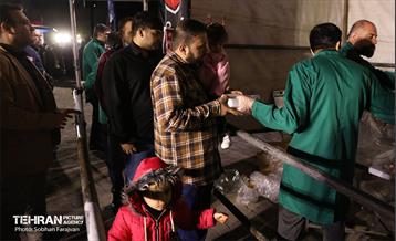 افطاری سیزدهم فروردین در بوستان لاله 2