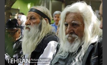 رونمایی از کتاب در گذری بر دروازه غار 21