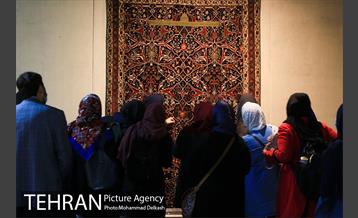 تور عکاسی از موزه فرش 23