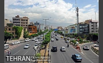 رونمایی از دیوار نگاره قدس در بزرگراه مدرس 1