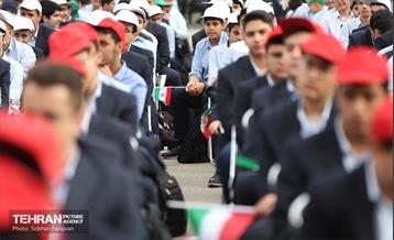 آئین بازگشایی مدرسه البرز 39