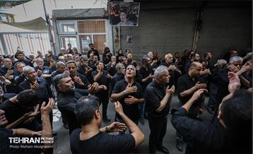 عزاداری ظهر تاسوعای حسینی در بازار بزرگ تهران 16