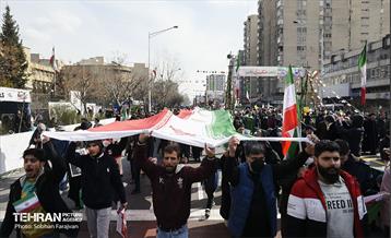 راهپیمایی ۲۲ بهمن در تهران -۱ 14