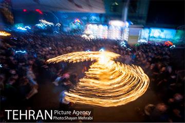 مشعل‌گردانی در دولت آباد تهران 32