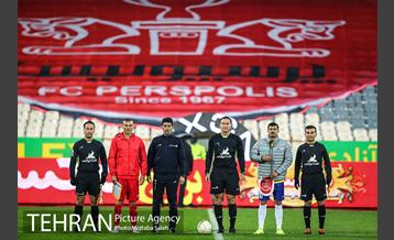 دیدار تیم های فوتبال پرسپولیس و صنعت نفت 3