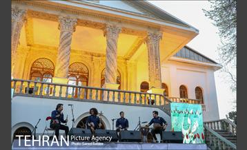 اجرای گروه موسیقی سورنای در باغ فردوس 12