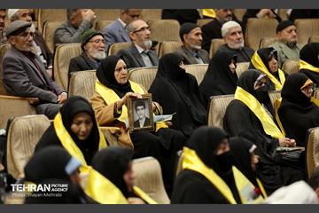 آیین تجلیل از 110 مادر و همسر شهید منطقه 20 11